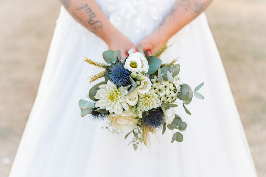 Bouquet de mariée robe de mariée blanche