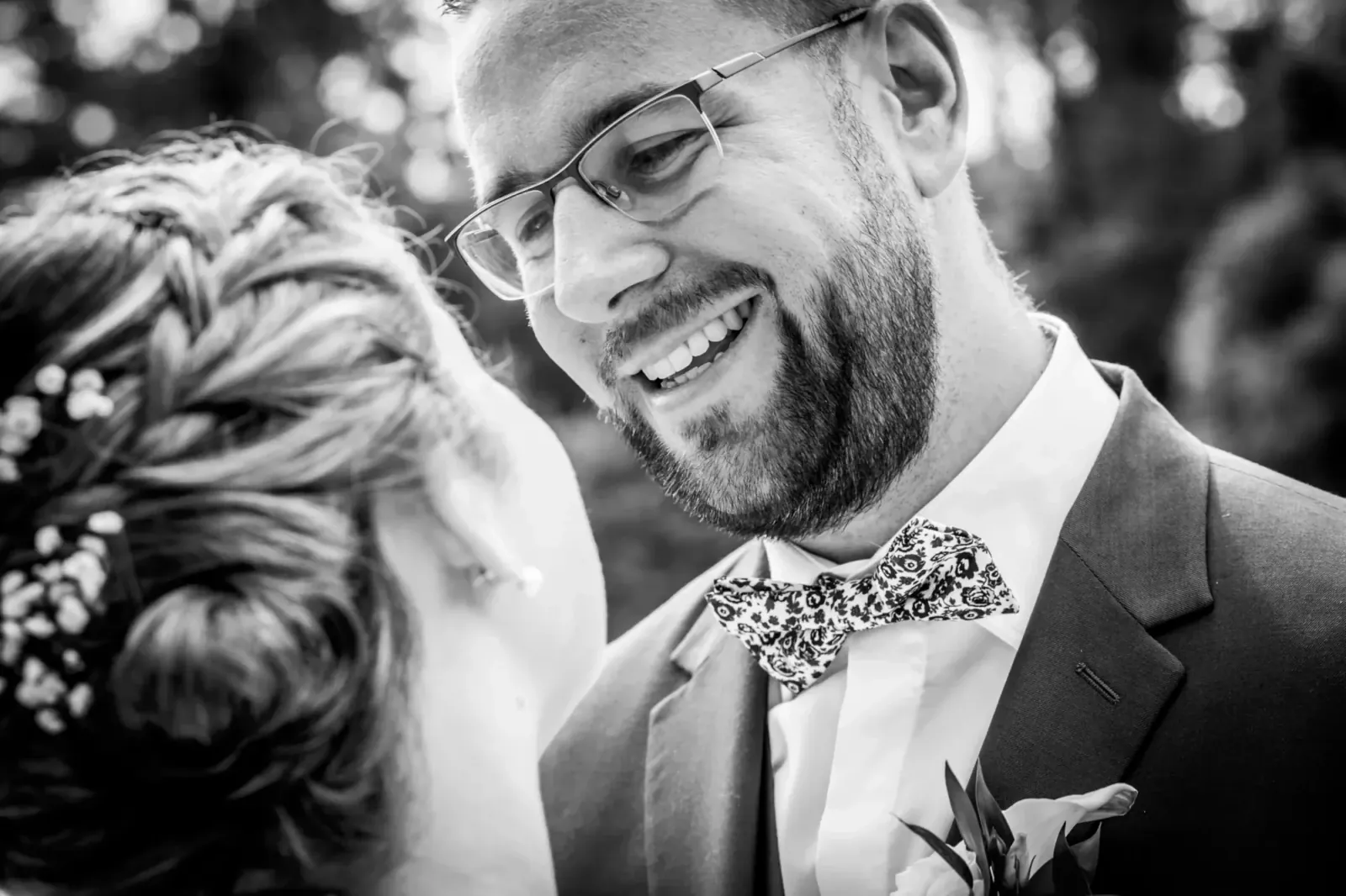 Mariés lors de leur mariage à Dole dans le Jura