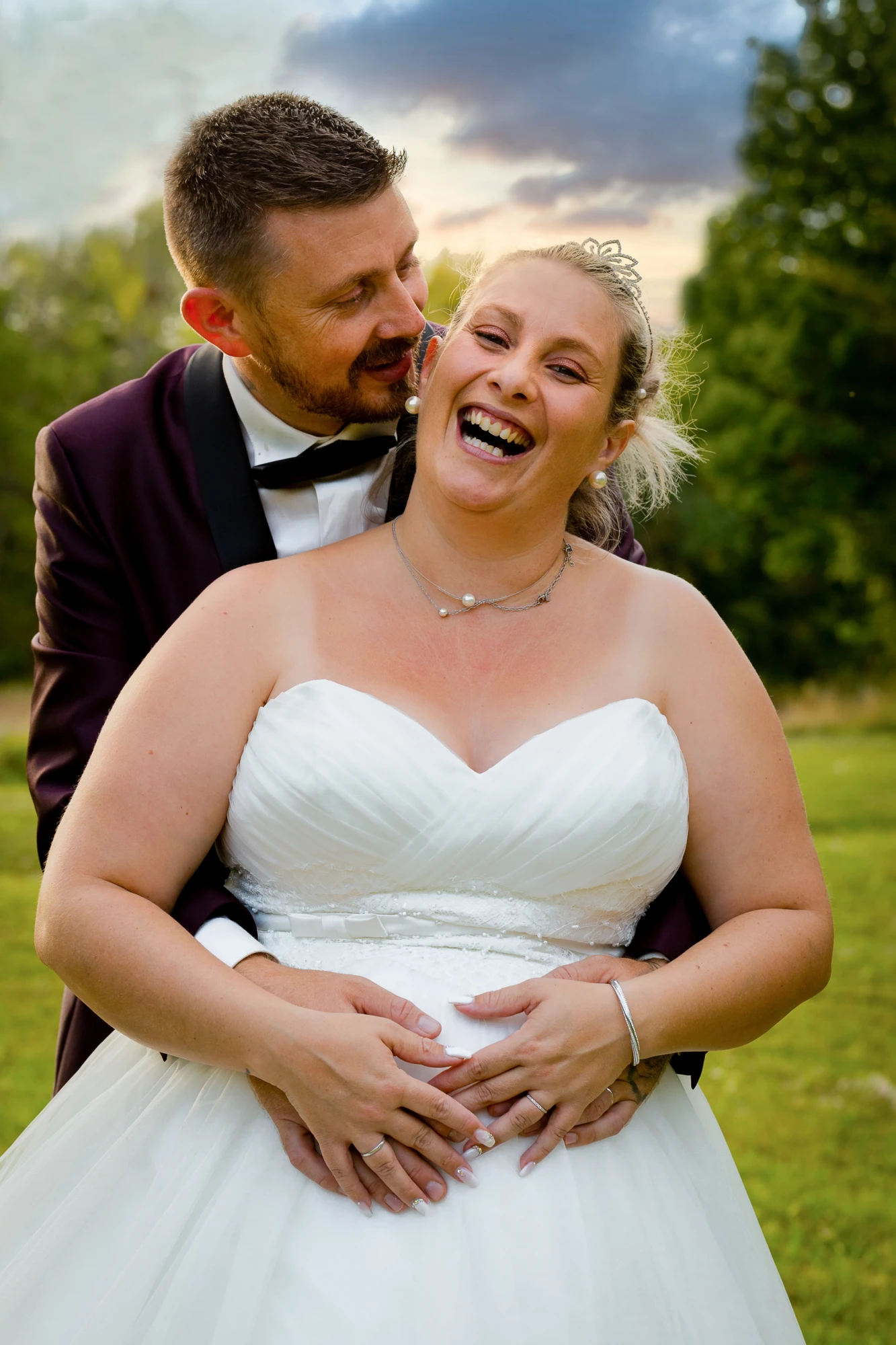 pose couple mariage rire