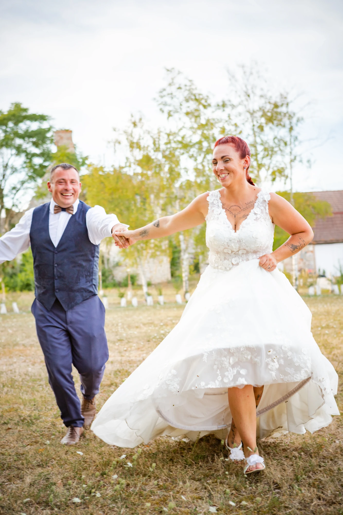 pose photo mariés courir photographe mariage jura